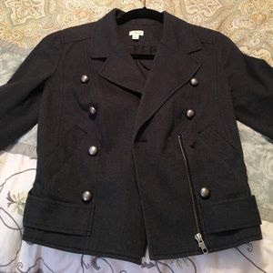 CUTE buttoned jacket!